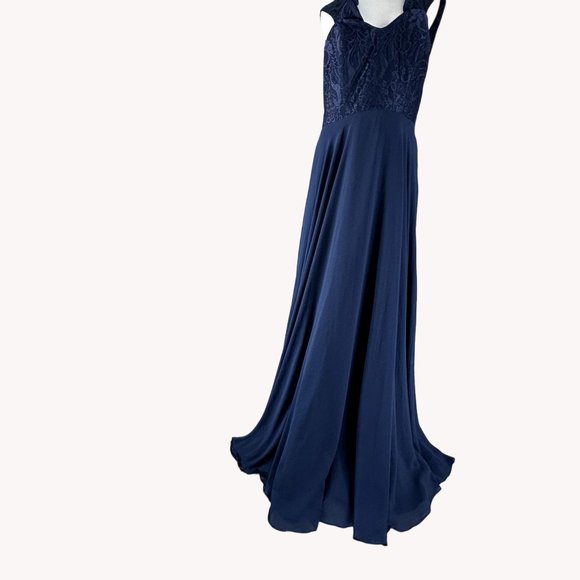 Elegant Navy Blue Evening Gown - Picture 1 of 13